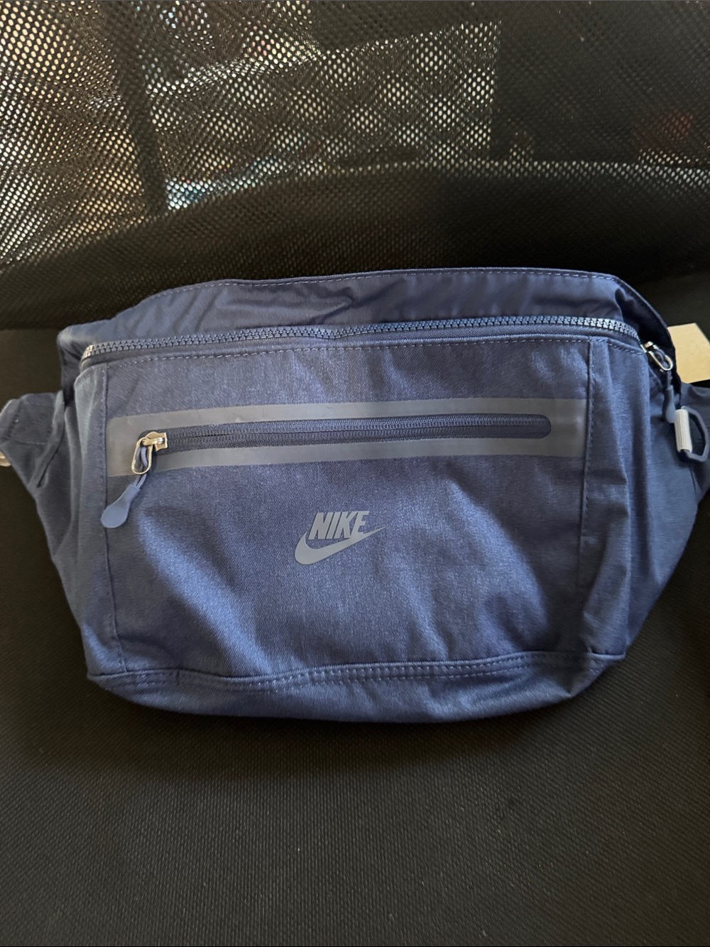 Nike Men’s Navy Blue Waist Pack with Front Zip Pocket